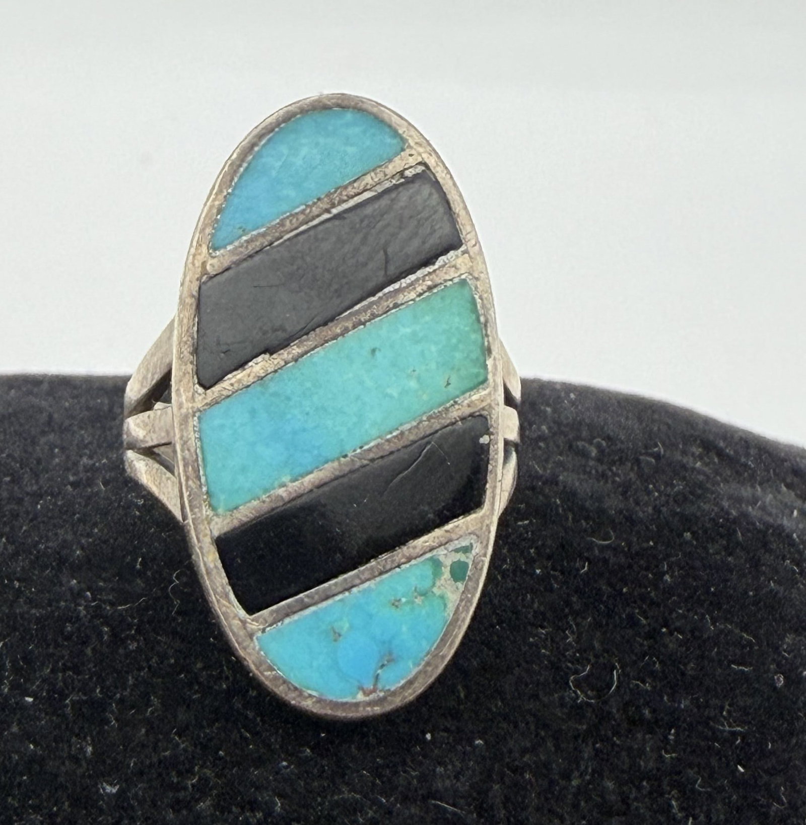 OLD STERLING TURQUOISE ONYX NATIVE AMERICAN RING (1 of 4)