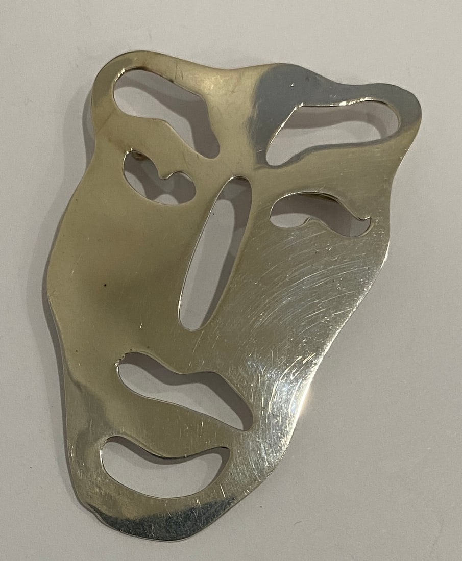 TH-1 TAXCO MEXICO STERLING SILVER PIN BROOCH 925: MARKED "MEXICO TH-1 925". VINTAGE ESTATE 3 INCH BY 1.75 INCH MID CENTURY MODERN DESIGN. WEIGHS 15.8 GRAMS. EXCELLENT USED CONDITION. WITH IMPERIAL AUCTION THE COST FOR PACKING AND SHIPPING VIA USPS IN