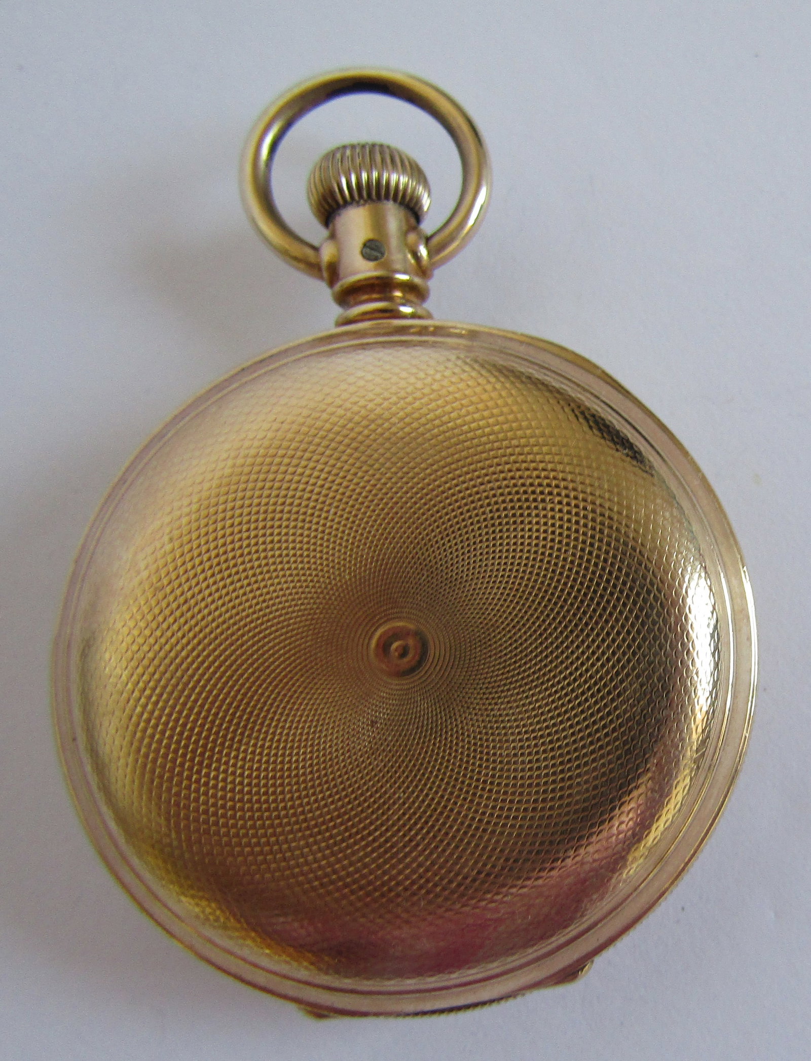 1887 AM WALTHAM POCKETWATCH HUNTING CASE LEVER SET: GOLD FILLED RUNNING HUNTING CASE WALTHAM POCKET WATCH . 40MM WIDE AND 60 TO TOP OF THE BAIL. LEVER SET WALTHAM MOVEMENT RUNNING SERIAL 3439537. NOT SERVICED. WEIGHS 62.8 GRAMS. ENGRAVED GOLDIE. USA SH
