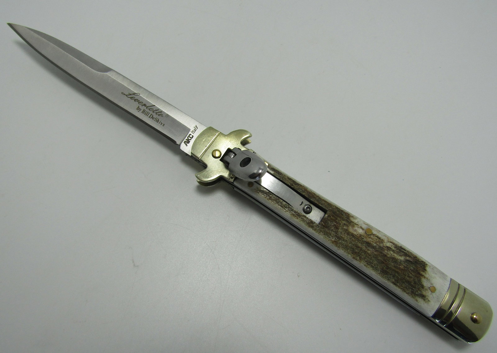 SWITCHBLADE STAG LEVERLETTO KNIFE (1 of 3)