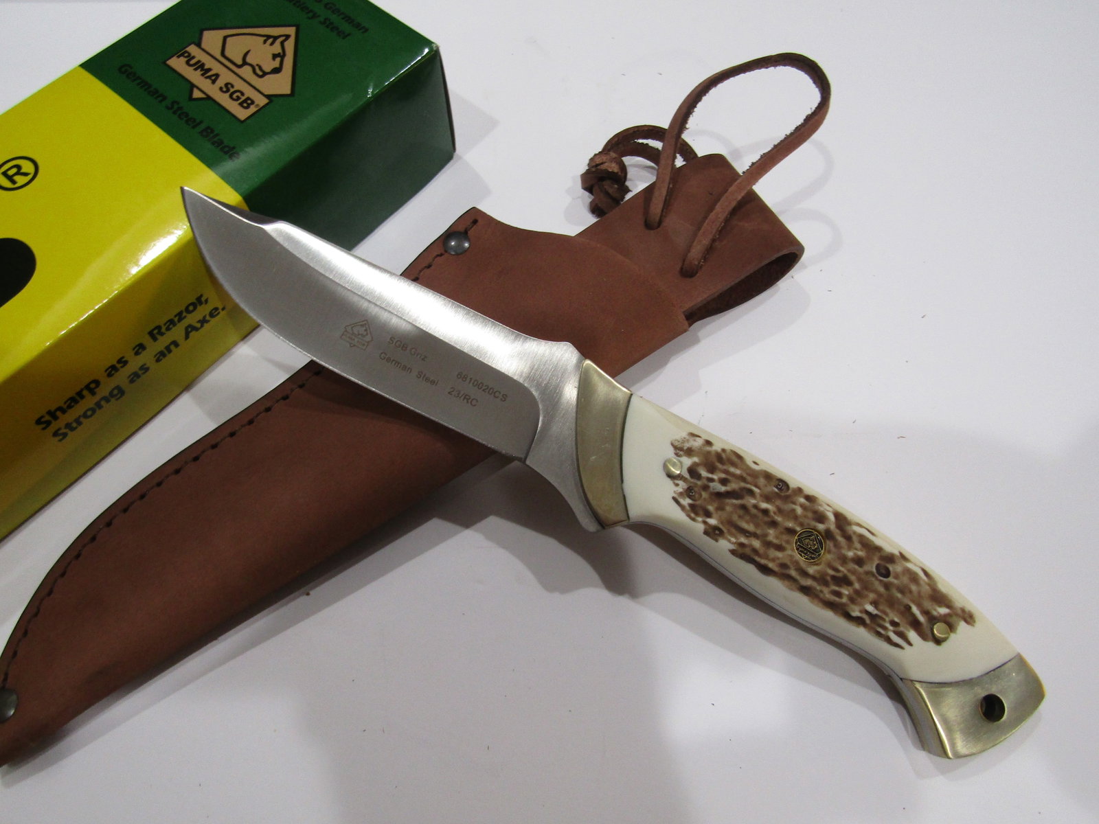 PUMA GRIZZLY COMMANDO KNIFE W SHEATH & BOX (1 of 2)