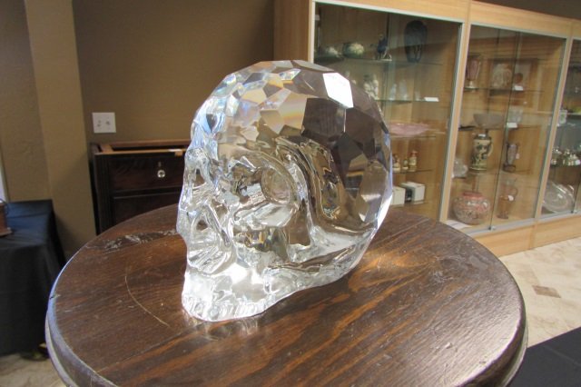 Siletti Crystal Skull Limited Edition 3/66: Thepa ? Li MMA 6" Tall