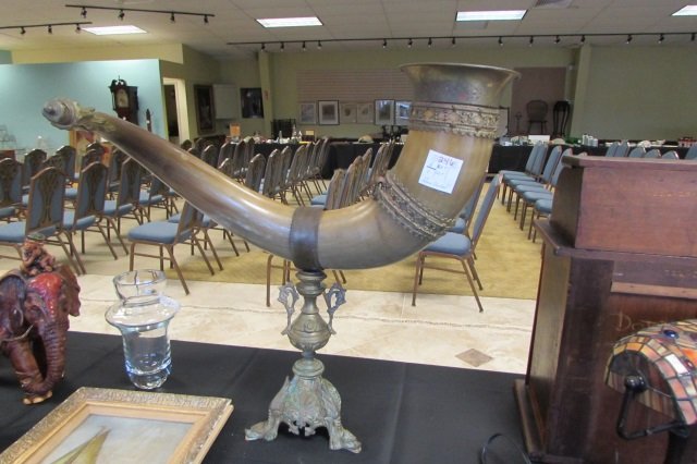 Monumental Horn Shofar & Brass Accents Stand 26": 23" wide x 26" tall. 6-1