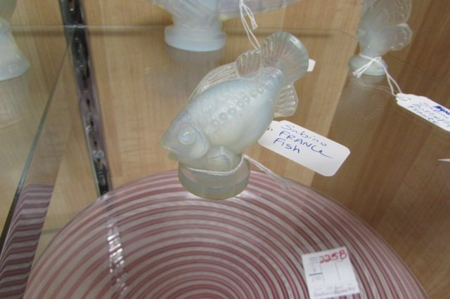 Sabino France Fish Signed & Paper Tag: measures 2". 3-222