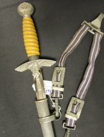 WWII Nazi Luftwaffe Model 2 Dagger: 2.0. with scabbard & hanging belt clip. blade is marked Paul Weyersberg & Co. Solingen, measures 10" long.