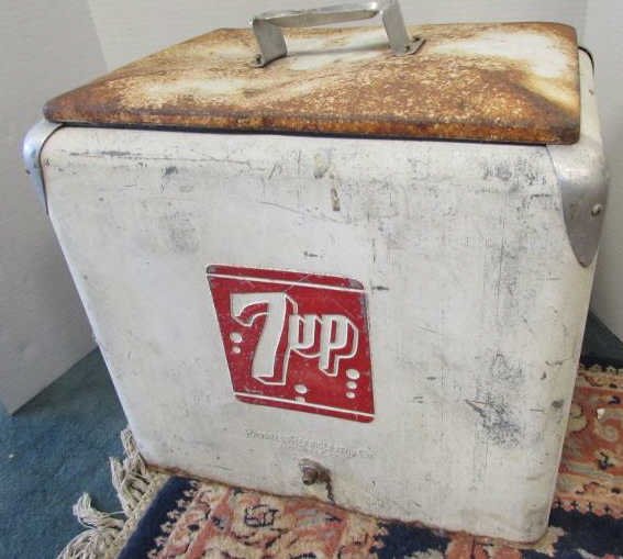 7-Up White Metal Cooler & Coin-Op Candy Machine: 2.0. Vintage 1970's. Includes unrelated bubble gum machine that needs assembly.