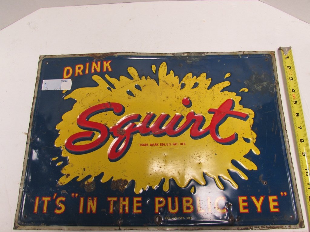 SQUIRT SOFT DRINK AD SIGN ADVERTISING: 3.0 VINTAGE PORCELAIN TIN SQUIRT SOFT DRINK AD SIGN. MEASURES 20" x 14"