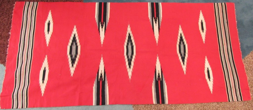 ANTIQUE NAVAJO BLANKET WEAVING RUG: 149 GRAY, BLACK, CREAM & RED NAVAJO RUG. POSSIBLE THIRD PHASE CHIEF'S BLANKET. NATIVE AMERICAN CARPET. MEASURES 87" X 39"