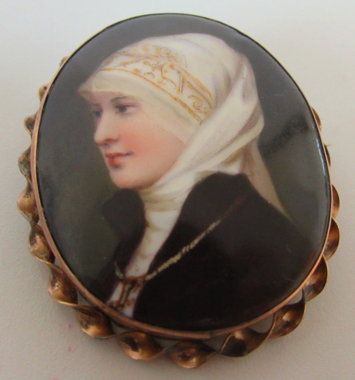 KPM GOLD FILLED PORCELAIN PLAQUE PIN CAMEO: 3.0. ANTIQUE GOLD FILLED BROOCH MEASURES 2-1/2" SIGNED ON BACK