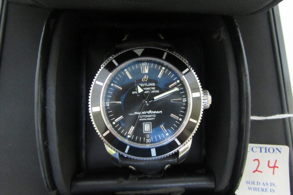 BREITLING SUPEROCEAN WRISTWATCH W BOX & PAPERS: BREITLING SUPER OCEAN WRIST WATCH LEATHER BAND BOX AND PAPERS.