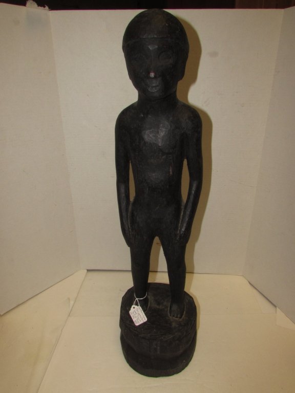 CARVED WOOD STATUE LUZON BULUL PAGAN: 149.74C NORTHERN LUZON PHILIPPINES HAND CARVED WOOD IGOROT BULUL PAGAN IFUGAO STATUE " RICE GOD. BULUL RICE GOD HUNGDUAN STYLE. 26" TALL.
