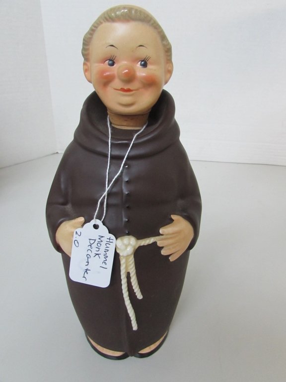 HUMMEL FRIAR TUCK MONK DECANTER LIQUOR KL92: HUMMEL PORCELAIN LIQUOR BOTTLE. FULL BEE MARK ON BOTTOM. 11" TALL X 5"