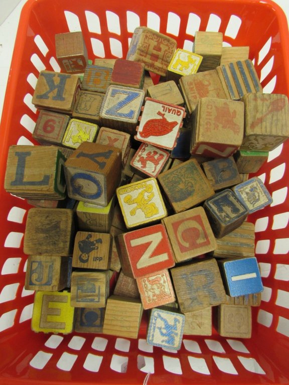 EARLY ANTIQUE WOOD CHILDREN ALPHABET BLOCKS TOYS: ALPHABET LEARNING, PLAY BLOCK