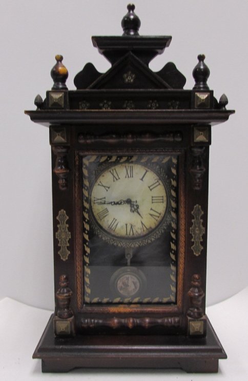 VICTORIAN STYLE CLOCK MANTEL WOOD BATTERY POWERED: WOOD MANTLE CLOCK. BATTERY POWERED. 21.5" TALL x 11" WIDE.