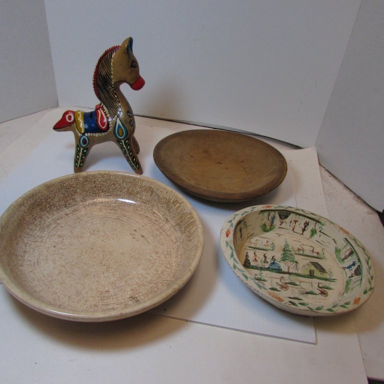 BENITO FOSADO WOOD BOWL PIE PLATE BANK PLATE: HAND MADE HORSE CLAY BANK, SIGNED BENITO FOSADO WOOD BOWL, MEXICO, WOOD TRENCH BOWL, CERAMIC DISH E 12 - 8 1/2".