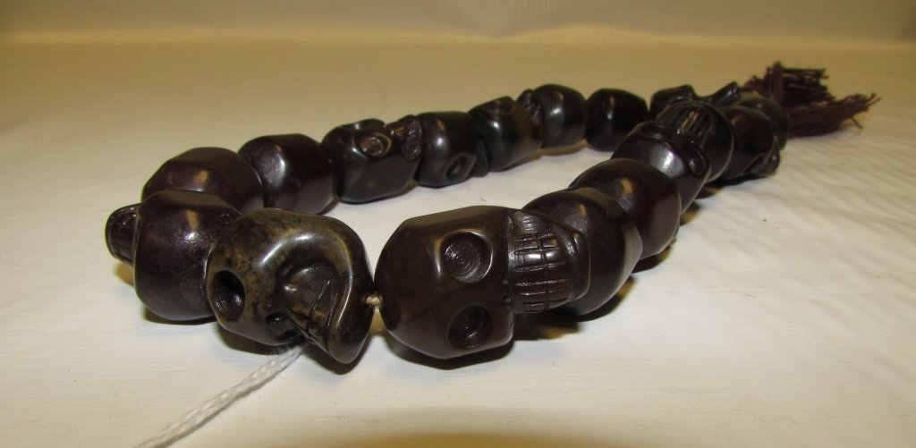 CARVED PURPLE JADE SKULL BEADS NEPAL BUDDHIST MALA: 4.23 HAND CARVED JADE SKULL MOTIF PRAYER BEADS BRACELET NECKLACE.