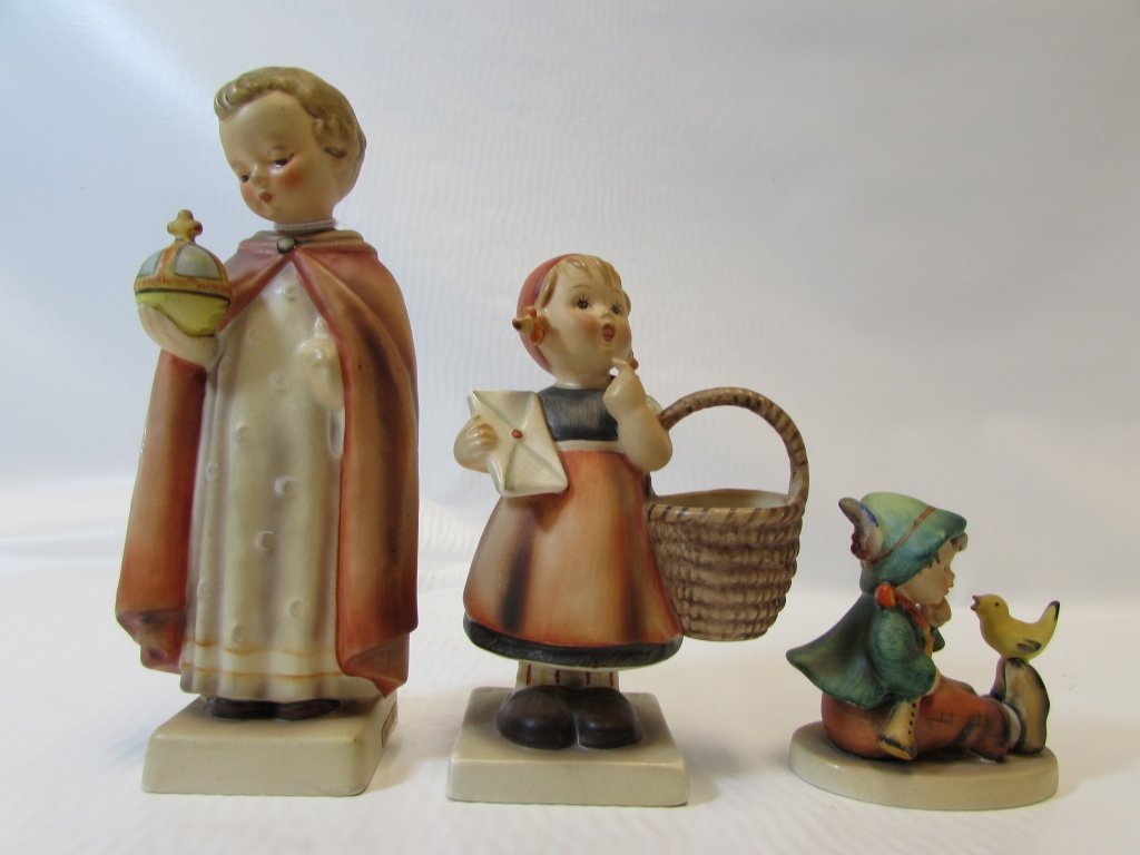 3 HUMMEL PORCELAIN FIGURINES STATUES W GERMANY: #63 SINGING LESSON - 3" TALL; #70 THE HOLY CHILD - 7" TALL; 13/0 MEDITATION - 5.25" TALL.
