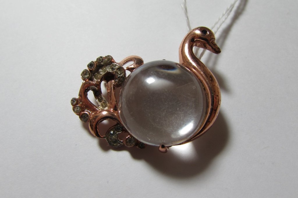 JELLY BELLY CORO SWAN PIN BROOCH STERLING SILVER: 1 1/4" X 1 1/4" SIGNED " CORO STERLING" ALL STONES AND FINISH INTACT