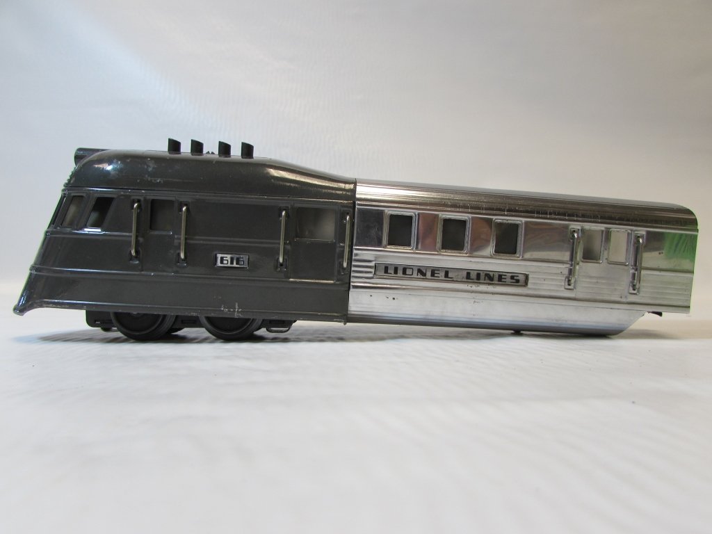 616 LOCOMOTIVE LIONEL TRAIN ENGINE FLYING YANKEE: #616 TOY TRAIN PASSENGER ENGINE 11" LONG. O GAUGE MOTOR