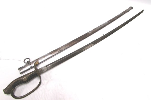 JAPANESE PRE-WWII KYU GUNTO SWORD CAVALRY & SCABBARD: 30.5" BLADE, 36" OVERALL. GOOD CONDITION.