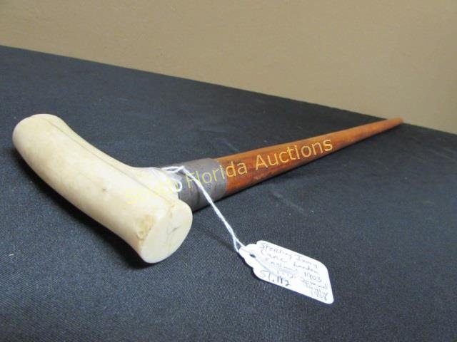 CANE IVORY STERLING SILVER WOOD 1903 WALKING STICK: 51.112 ANTIQUE WALKING CANE. WOOD SHAFT w/ IVORY HANDLE, STERLING COLLAR. STERLING ENGRAVED "SAMUEL TAYLOR 24th, SEPT. 1908". LONDON, ENGLAND T.D. 34" TALL. GREAT CONDITION.