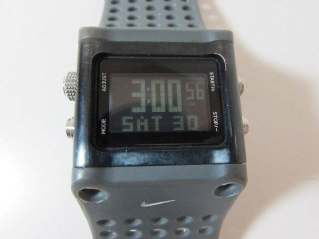 wc0040 nike watch