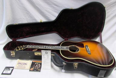 GIBSON GUITAR J 45 VINE WITH CASE LIKE NEW