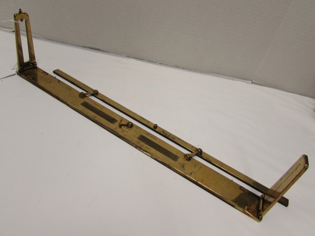 19TH C. BRASS SHIP'S PARALLEL RULE R.E. CO MKII: ANTIQUE NAVIGATION / MAPPING PARALLEL SLIDE RULE WITH FOLDING SIGHTS. MARKED "R.E-CO. M K. II." MEASURES 18" X 2" X 4" TALL (SIGHTS UNFOLDED). GREAT CONDITION FOR ITS AGE, SHOWS WEAR.