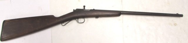 WINCHESTER MOD 1902 22 SHORT RIFLE: WIN. MODEL 1902 LONG GUN. 22 SHORT CAL. SINGLE SHOT/ACTION. WOOD STOCK, 18" BARREL, DOVETAIL SIGHTS.