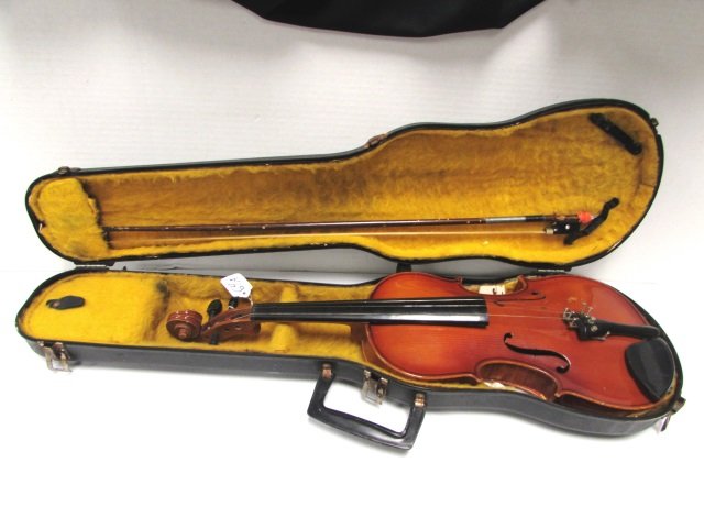 SUZUKI VIOLIN IN CASE BOW NEW STRINGS: VIOLIN, BOW, & CASE. VIOLIN 23.5" TALL.