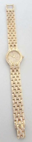 5CT DIAMOND 18K GOLD CONCORD LADIES WATCH 56GRAMS: LADIES 18K GOLD DIAMOND ENCRUSTED WRISTWATCH 5 CARATS OF CLEAN WHITE DIAMONDS WITH EXTRA LINK 7" WEIGHS 55.7 GRAMS. WORKING