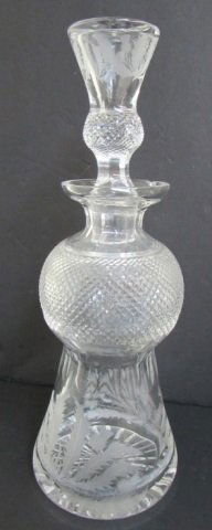 EDINBURGH THISTLE DECANTER CUT CRYSTAL BOTTLE: 12" GLASS LIQUOR CONTAINER VICTORIAN ANTIQUE. I CHIP ON EDGE.