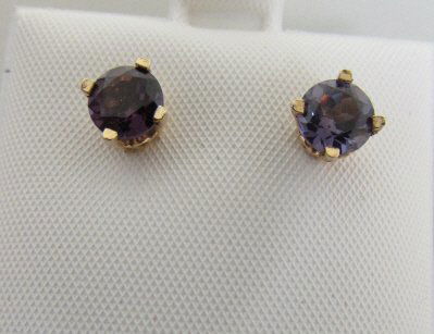 1.50CT ALEXANDRITE STUD EARRINGS 14K GOLD: GENUINE 14K YELLOW GOLD WITH SYNTHETIC BLUE PURPLE COLOR CHANGE STONES. EXCELLENT CONDITION.