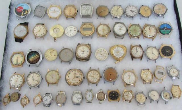 55 WATCH LOT SEIKO BULOVA ELGIN TIMEX SWATCH: 55 MEN'S & LADIES VINTAGE ESTATE WRISTWATCHS