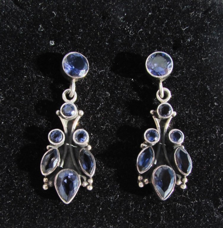 IOLITE STERLING SILVER EARRINGS 6.5 g PIERCED: STERLING SILVER EARRINGS EACH w/ 7 IOLITE STONES. 1.5" TALL, 6.5 GRAMS. (SHIPPING FOR THIS ITEM IS $3)