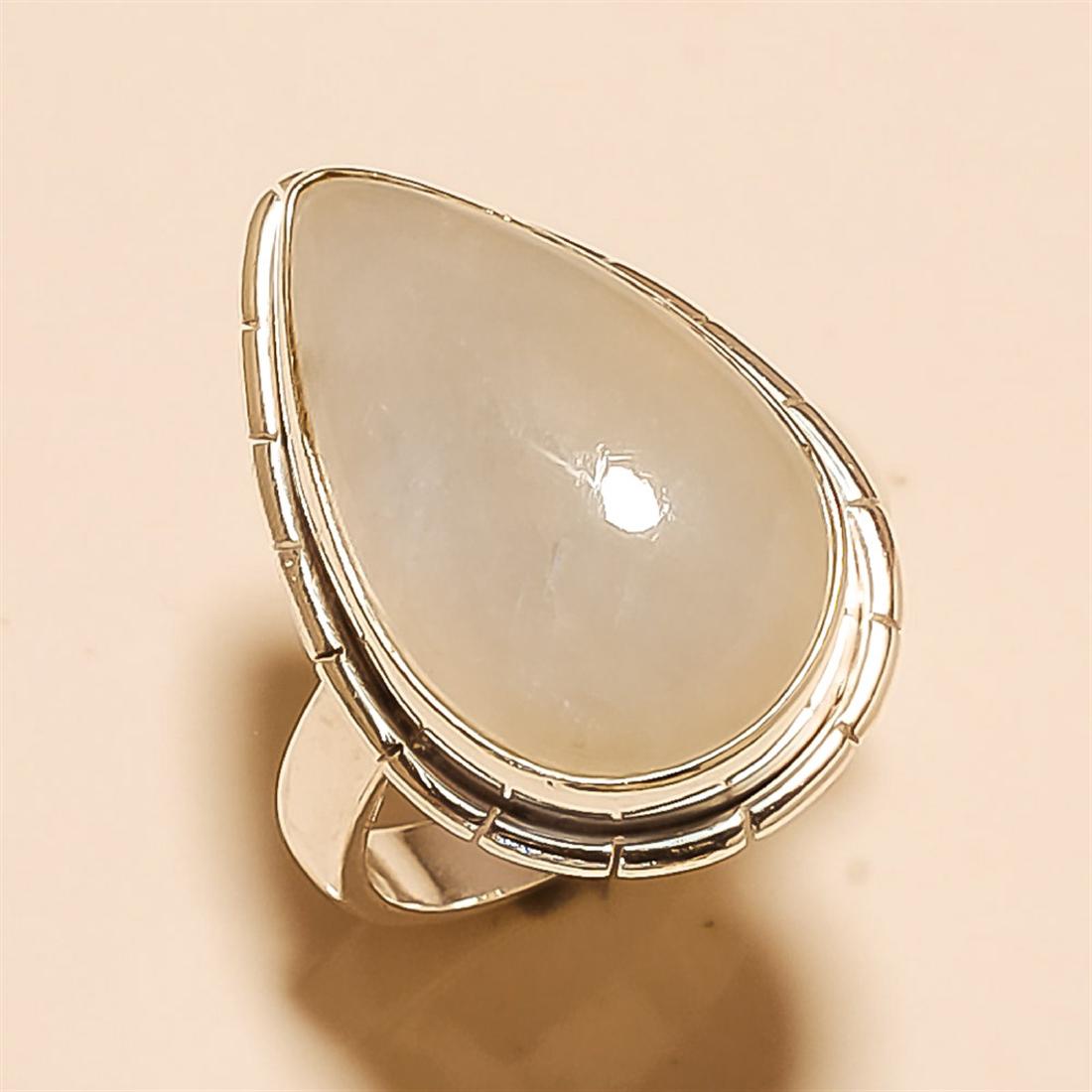 Moonstone RING Solid Sterling Silver: Moonstone RING Solid Sterling Silver Length:1inch Weight:7gram Size:9 #R-090