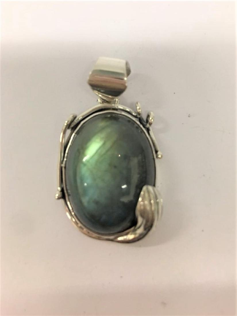 Oval Labradorite Fancy Style Ss Pendant: Oval Labradorite Fancy Style Ss Pendant #IGVR1341