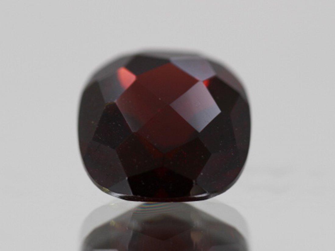 Natural Rasberry Garnet Loose Stone: Natural Rasberry Garnet 9.33ct 12x12mm Cushion Cut, Excellent stone for a Ring or Pendant, Excellent cut