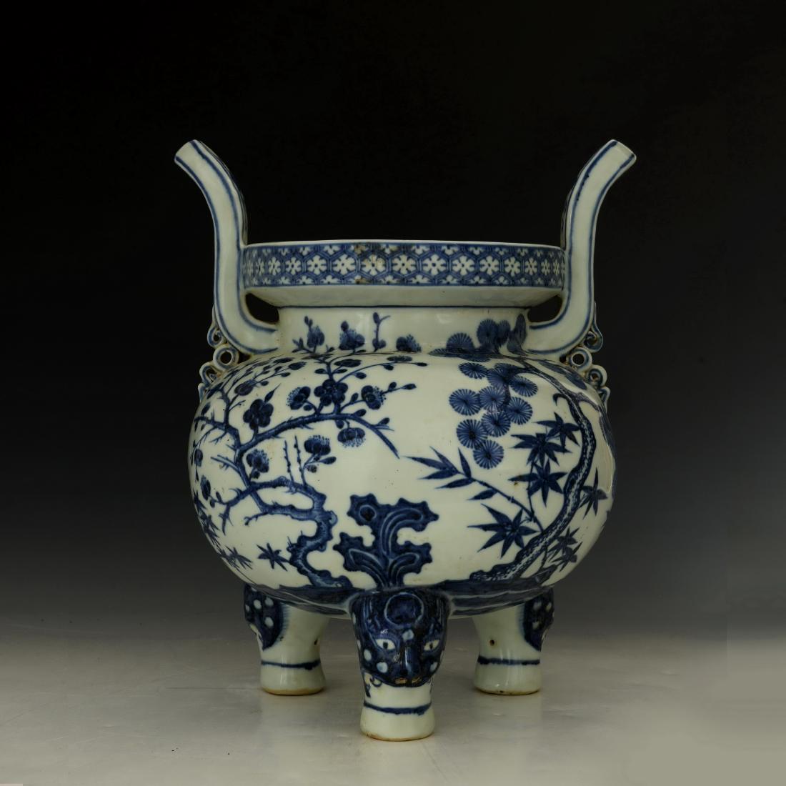 Chinese Blue and white Tripod Censer (1 of 9)