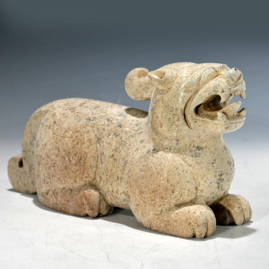 CHINESE CARVED MOTTLED JADE STONE ANIMALS (1 of 6)