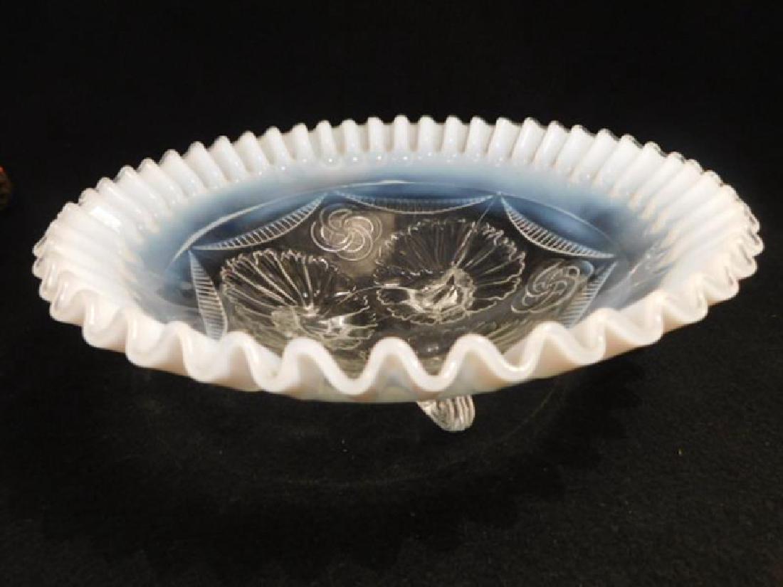 LINKING RINGS OPALESCENT BOWL 1800'S VICTORIAN EAPG (1 of 4)