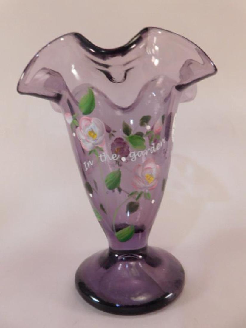 FENTON GLASS USA  VASE (1 of 3)