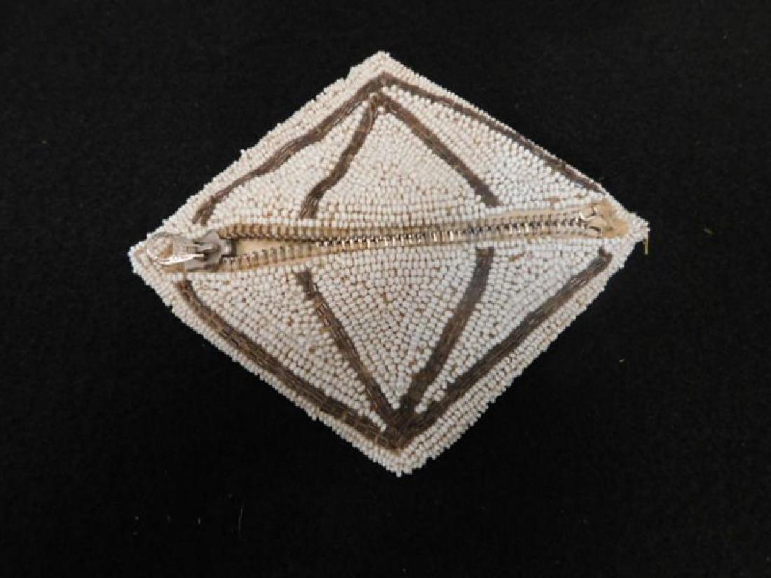 PURSE VINTAGE VICTORIAN ANTIQUE BEADED: Thank you for attending HATMAN AUCTIONS! This auction features early and rare Victorian Glass, Vintage Easter, and Vintage Christmas as well as modern collectible glass in the later lots of this aucti