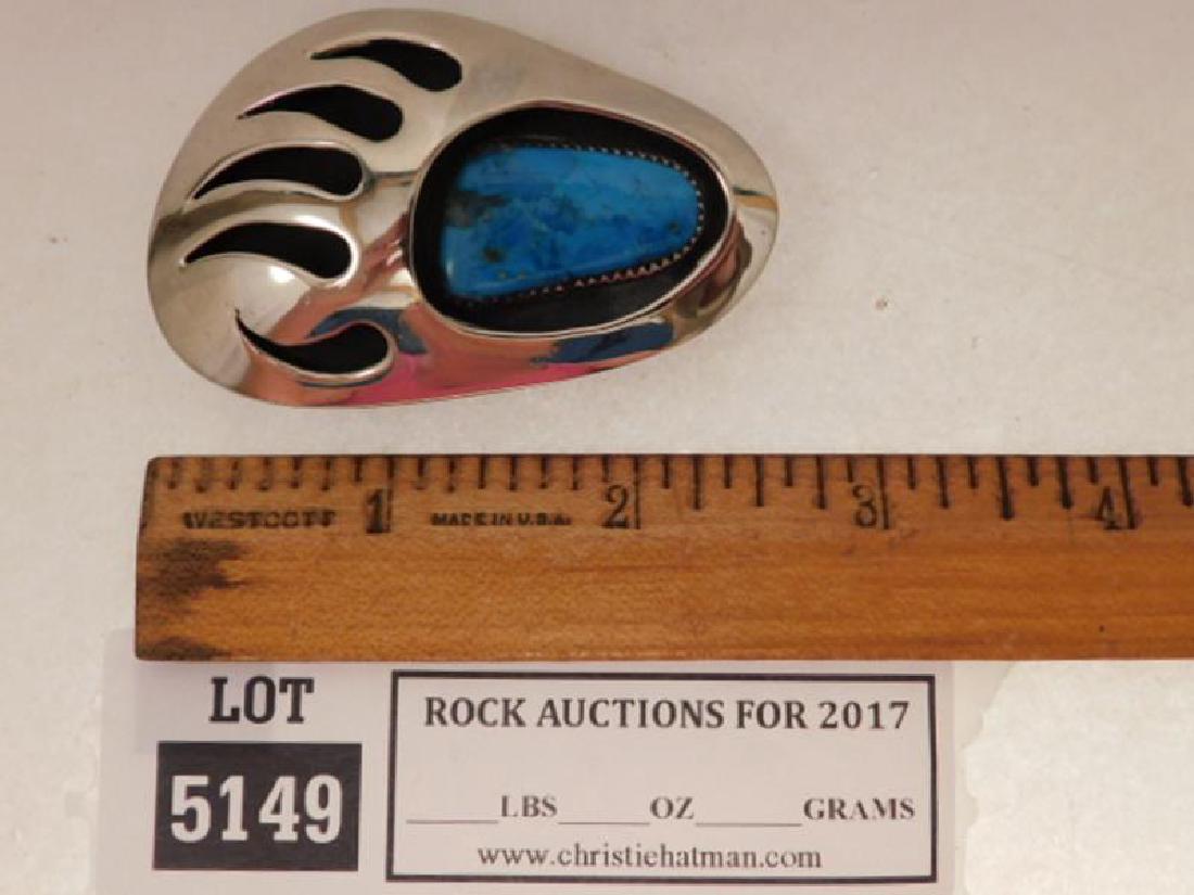 TURQUOISE BELT BUCKLE: Thank you for attending HATMAN AUCTIONS! This auction features early and rare Victorian Glass, Vintage Sewing Notions, Fenton, Hummel, Rock as well as modern collectible glass in the later lots of thi