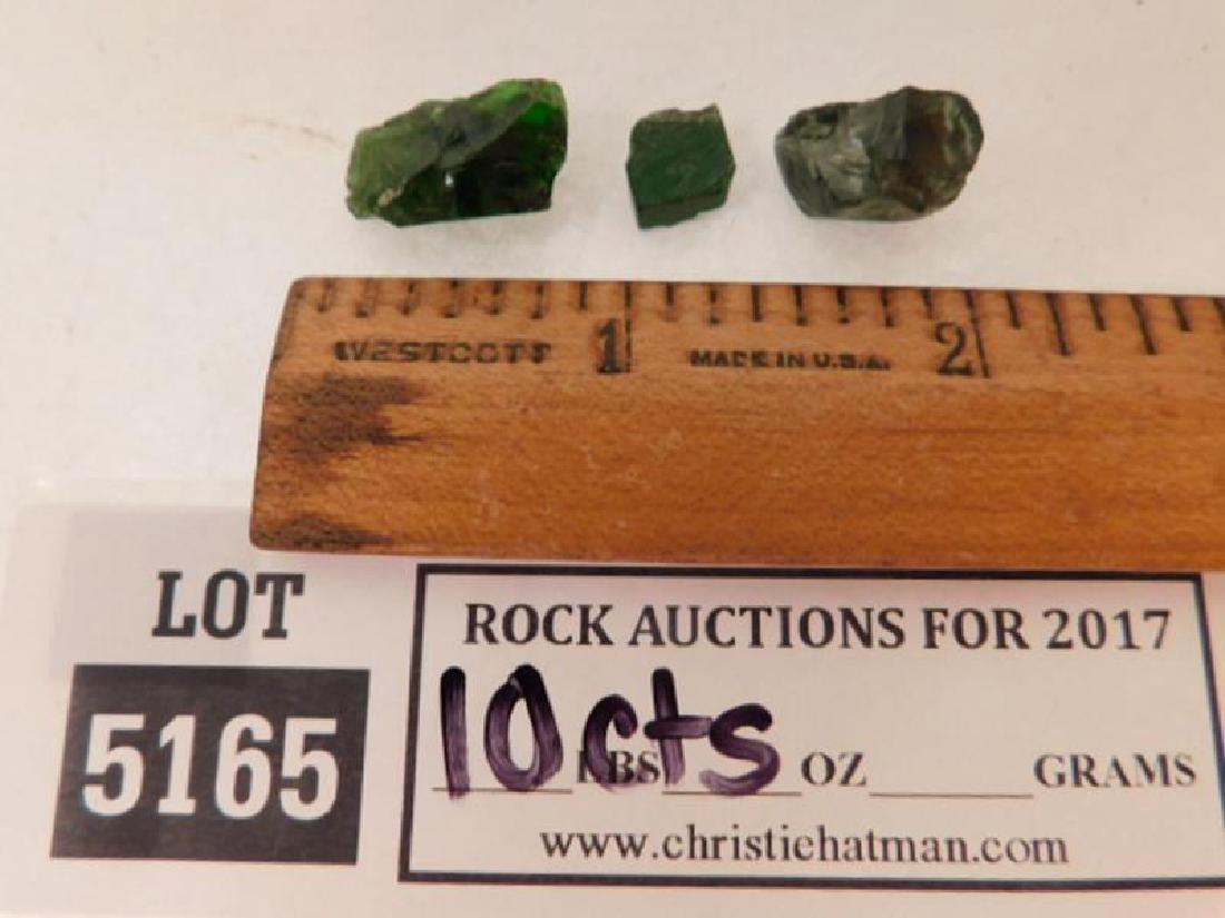 CHROME DIOPSIDE RUSSIA: Thank you for attending HATMAN AUCTIONS! This auction features early and rare Victorian Glass, Vintage Sewing Notions, Fenton, Hummel, Rock as well as modern collectible glass in the later lots of thi