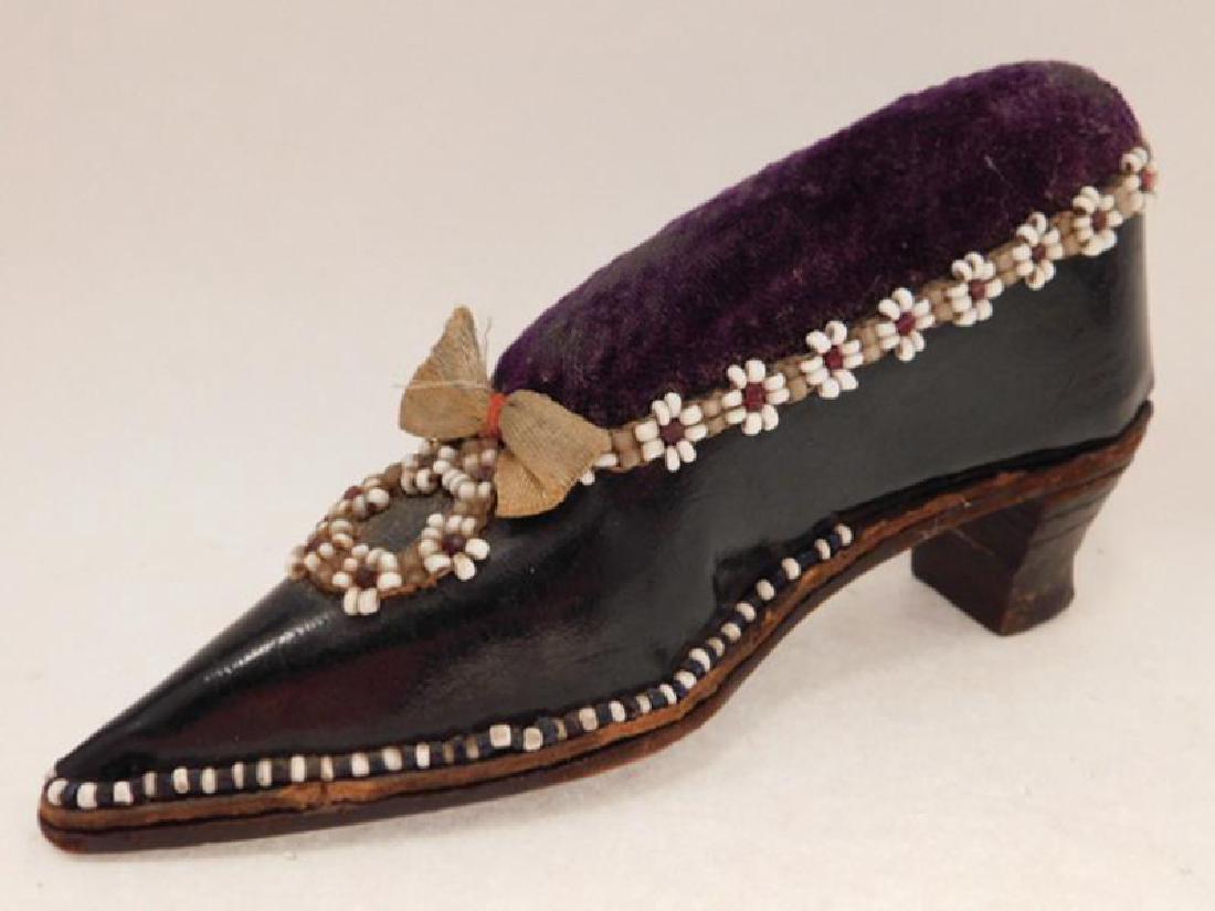 DELIGHTFUL BEADED PIN CUSHION WOODEN SEWING COLLECTIBLE: Thank you for attending HATMAN AUCTIONS! YES, WE SHIP! This is one of a series of auctions where we a very large collection of rare1813's Victorian Glassware, Primitives, Fenton, Hummels, Goebels, Ant