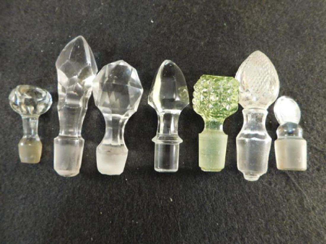 CRUET STOPPERS VICTORIAN EAPG: Thank you for attending HATMAN AUCTIONS! YES, WE SHIP! This is one of a series of auctions where we a very large collection of rare1979's Victorian Glassware, Primitives, Fenton, Hummels, Goebels, Ant