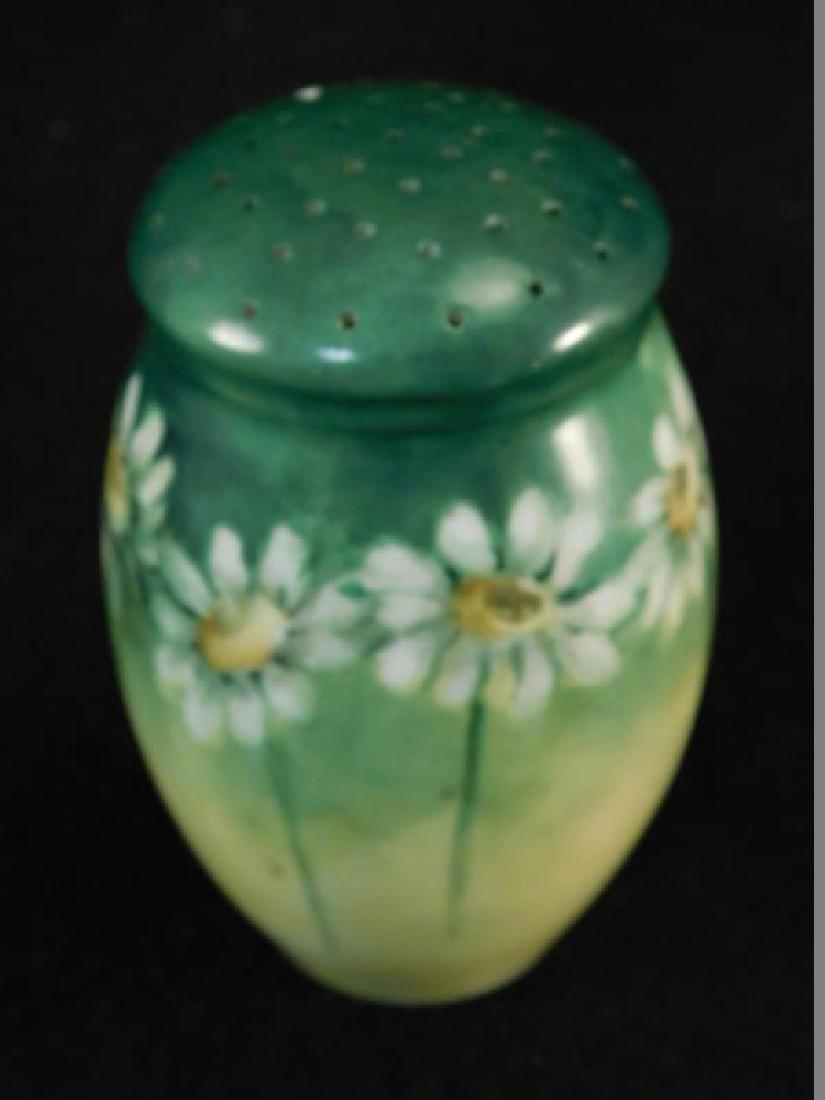 PORCELAIN HATPIN HOLDER: Thank you for attending HATMAN AUCTIONS! YES, WE SHIP! This is one of a series of auctions where we a very large collection of rare1986's Victorian Glassware, Primitives, Fenton, Hummels, Goebels, Ant