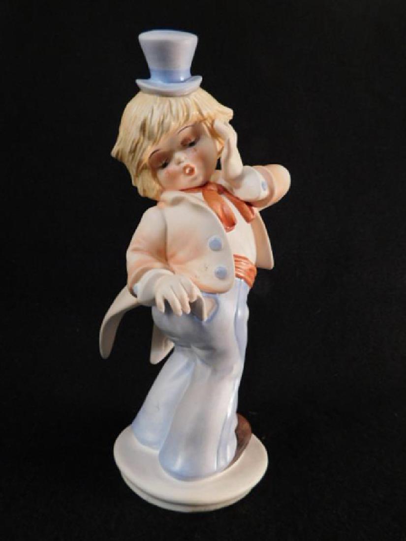 HUMMEL GOEBEL BERTA M.I OOPS FIGURINE LIMITED EDITION: Thank you for attending HATMAN AUCTIONS! YES, WE SHIP! This is one of a series of auctions where we a very large collection of rare2008's Victorian Glassware, Primitives, Fenton, Hummels, Goebels, Ant