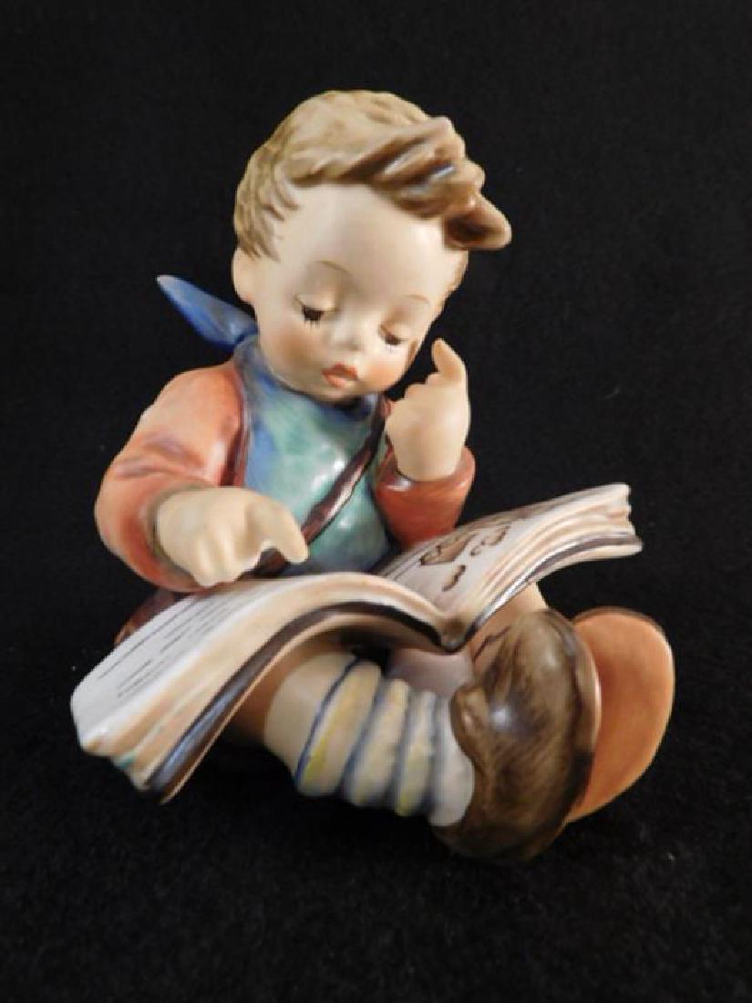 HUMMEL GOEBEL BERTA M.I  FIGURINE (1 of 3)